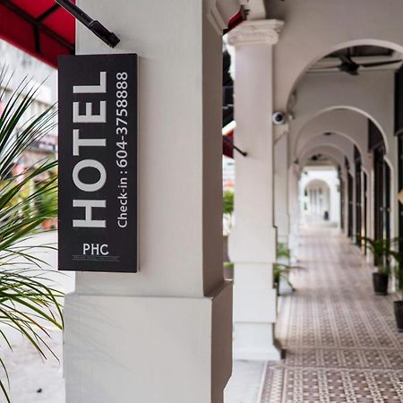 Bahari Parade Hotel Managed By The Ascott Limited Джордж Таун Екстериор снимка