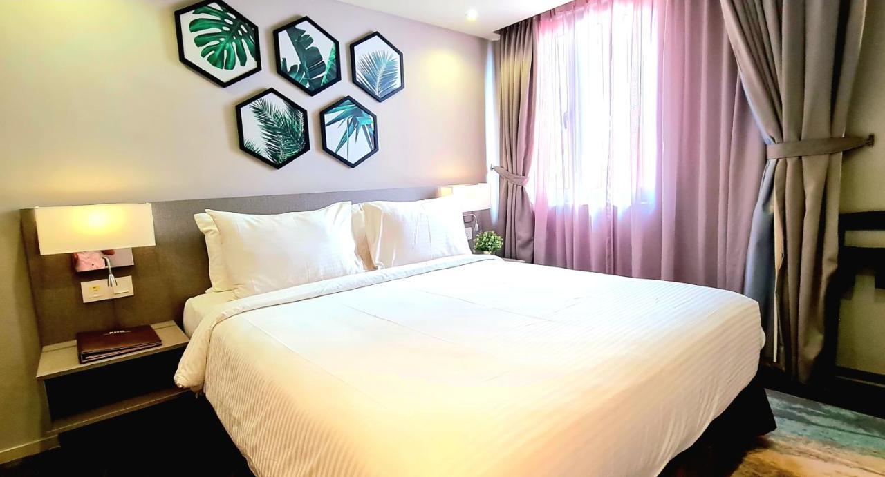 Bahari Parade Hotel Managed By The Ascott Limited Джордж Таун Екстериор снимка