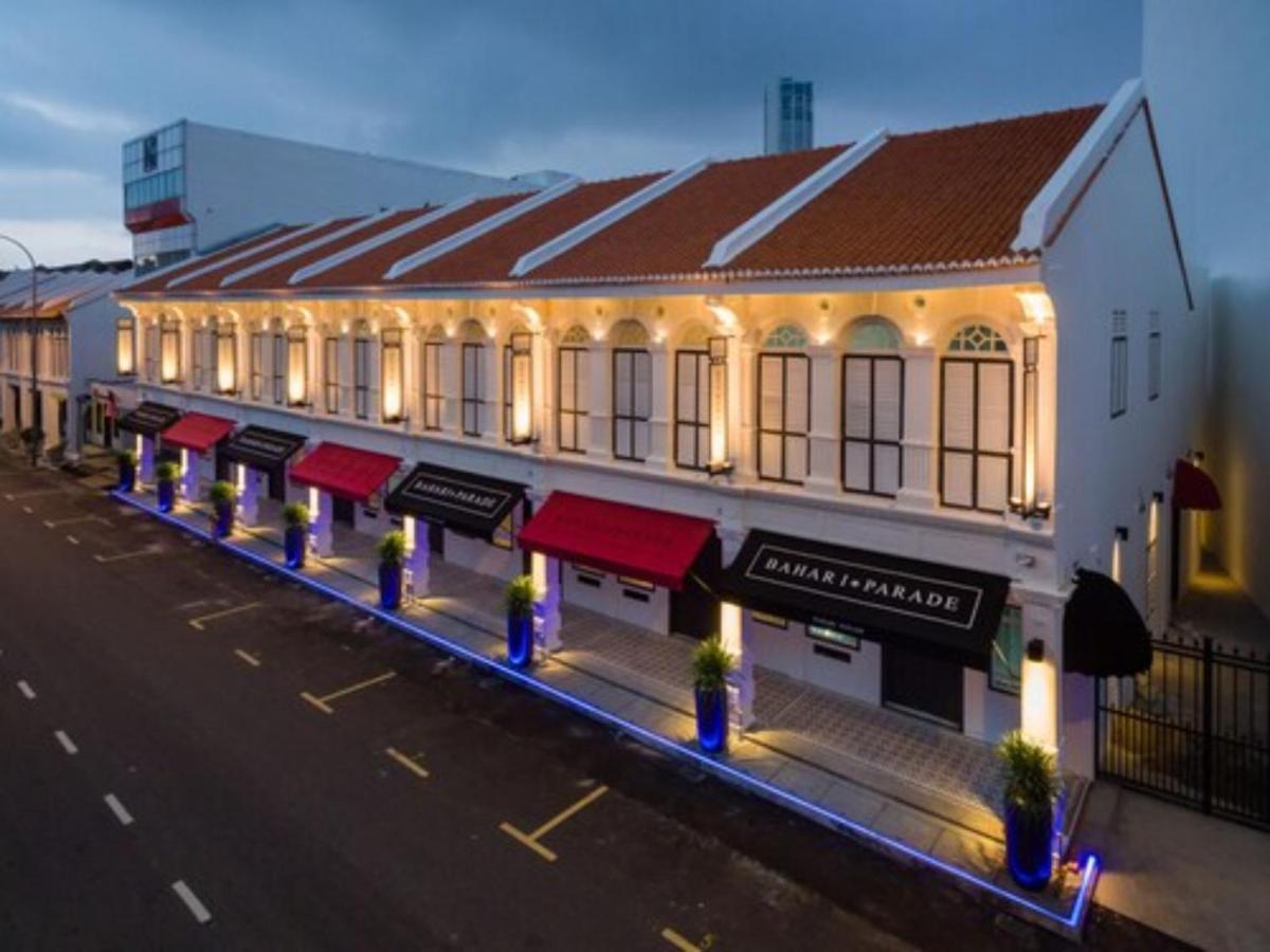 Bahari Parade Hotel Managed By The Ascott Limited Джордж Таун Екстериор снимка
